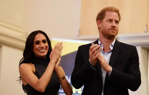 Prințul Harry ar fi primit o ofertă de nerefuzat din partea Netflix. Platforma vrea să prelungească contractul cu ducii de Sussex