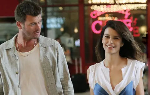 Kıvanç Tatlıtuğ și Beren Saat vin la Netflix. Ce știm despre pelicula „Last Call for Istanbul”