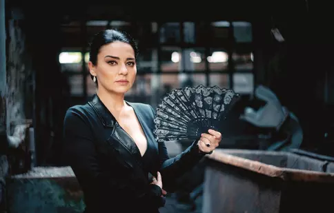 Maria Obretin, despre Sofia Tobă din Clanul. „Între două crime își pune un whisky și ascultă Chopin”. EXCLUSIV