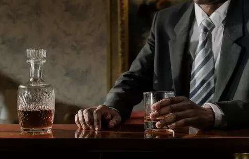 5 IDEI de cadouri pentru un gentleman – Ce să oferi pentru a impresiona din start