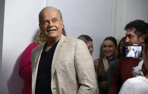„Frasier”, o poveste cu farmec. Cum a marcat legendarul Kelsey Grammer istoria televiziunii