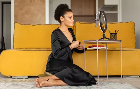 Succesul se află la două click-uri distanță: care sunt cele mai populare servicii de producție video?
