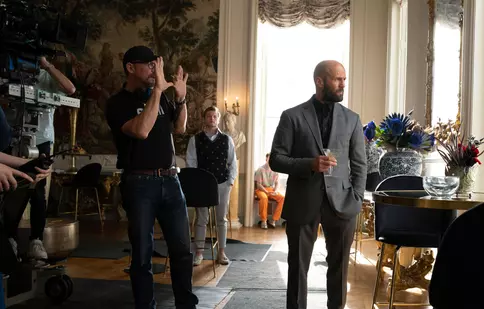 Jason Statham, soluția de criză în „The Beekeeper: Răzbunare iminentă”. Filmul intră la cinema din 19 ianuarie