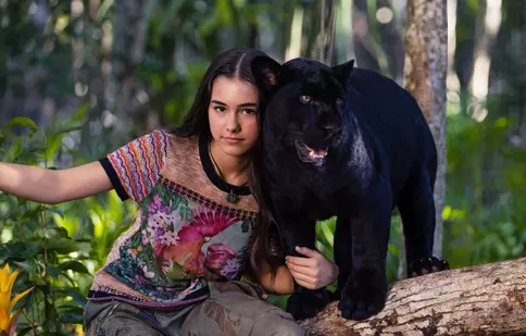 „Ultimul jaguar negru”, o prietenie care topește inimile. Filmul franțuzesc, cu Lumi Pollack în rol principal, a ajuns la cinema