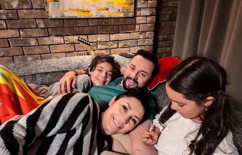 Andra și Cătălin Măruță și-au decorat casa pentru sărbători. Cum arată acum vila de lux a celor doi