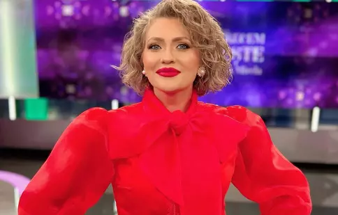 Mirela Vaida, gest emoționant la teatru: „Aici sunt desenele copiilor mei”. Ce păstrează în cabina sa de ani întregi