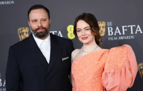 Yorgos Lanthimos va realiza un remake după filmul coreean „Save the Green Planet”. Primele detalii despre proiectul regizorului „Sărmane creaturi”