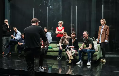 Teatrul Național „I.L. Caragiale”București anunță începerea repetițiilor pentru spectacol „Hedda Gabler”, în regia lui Thomas Ostermeier