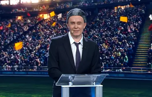 Ediție specială iRoast. Ionuț Rusu se transformă în Anghel Iordănescu, pe scena iUmor. „Duckadam adormise încă din minutul 35!”