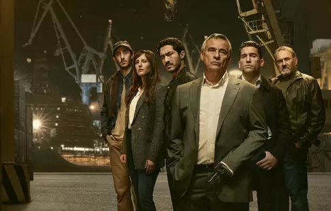 Ce știm despre miniseria spaniolă „Regim de fier”, recent lansată de Netflix. Distribuție de excepție și o poveste complicată de familie