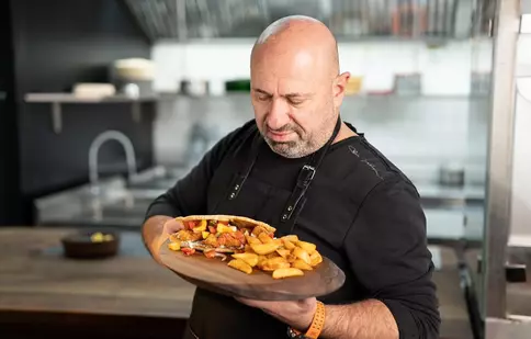 Cât costă meniul pentru masa de Paște pregătit de Cătălin Scărlătescu. Prețul este unul „piperat”