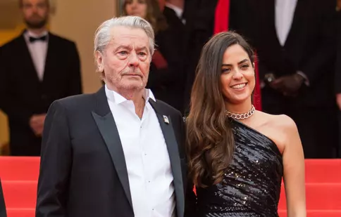 Imagini dureroase cu Alain Delon. Cum a ajuns să arate starul cinematografiei franceze: „Nu vă faceți griji!”