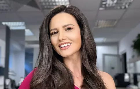 Iulia Pârlea, despre debutul în televiziune. De ce frumusețea a fost o piedică pentru ea. „Niciodată nu mi-a plăcut nimic la mine”