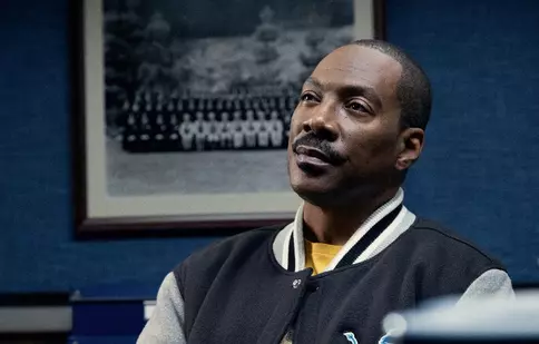 Cronică „Polițistul din Beverly Hills: Axel F”: Ce ne rezervă așteptata continuare lansată de Netflix, în care Eddie Murphy își păstrează farmecul intact