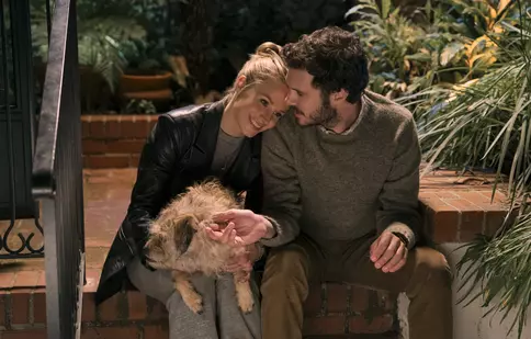 Netflix lansează un nou serial romantic: „Nimeni nu vrea asta”, cu Kristen Bell și Adam Brody