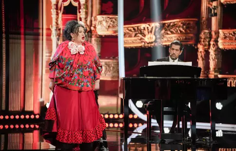 Soprana Veronica Fizeșan, acompaniată de contratenorul Cezar Ouatu, show pe scena iUmor. Reacția juraților: „Dacă mai aveam încă cinci – șase mâini, aplaudam cu toate!“