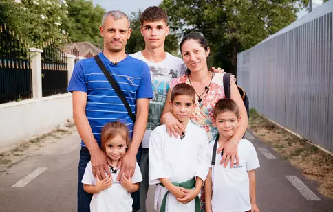 Visuri la cheie, 16 octombrie 2024. Drama unei familii care trăiește de trei ani într-un șantier