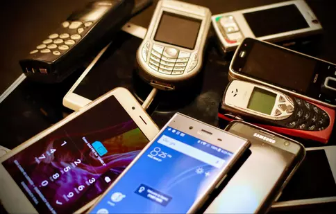 Top branduri de telefoane care domină piața în 2024