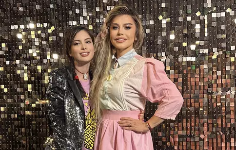 Loredana Groza joacă în filmul lui Bendeac, „Căsătoria”. Artista a filmat în aceeași rochie în care a debutat acum 38 de ani