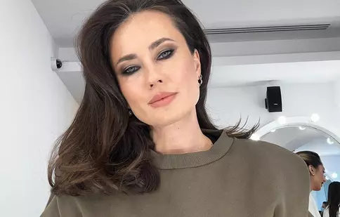 Roxana Voloșeniuc, redactor-șef ELLE, despre ce înseamnă adevărata frumusețe. Care sunt supervedetele cărora le-a refuzat apariția pe coperta revistei