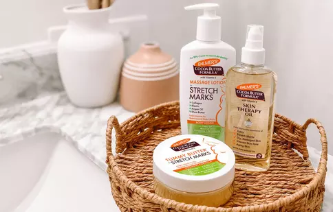 Brandul american Palmer’s oferă o linie completă de creme, loțiuni, balsamuri de buze, săpunuri, uleiuri de corp și formule solide originale