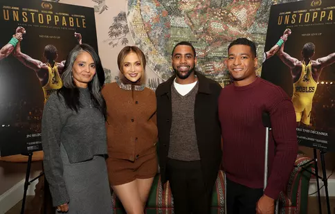 Jennifer Lopez continuă șirul aparițiilor provocatoare după divorțul de Ben Affleck. Ce ținută a purtat la premiera „Unstoppable"
