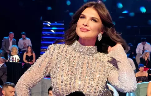 Betoane, un nou serial de comedie, începe curând la Voyo. Cum s-a pregătit Monica Bîrlădeanu pentru rolul Claudiei