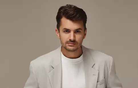 Cine este Vlad Udrescu, protagonistul din „Ana, mi-ai fost scrisă în ADN”. Cum a reacționat când a primit rolul
