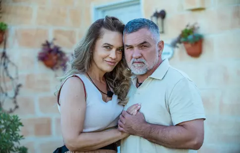 Monica Doroftei a împlinit 50 de ani. Ce surprize i-au pregătit cei dragi. Imagini de la petrecere