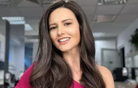 Ce planuri are Iulia Pârlea de Anul Nou. „E prima oară când fac Revelionul acolo și abia aștept”. EXCLUSIV