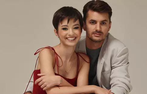 EXCLUSIV. În culisele serialului Ana, mi-ai fost scrisă în ADN. Ruxandra Ion a înlocuit actorul principal. „Protagonistul a venit beat la filmare”