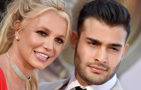 Britney Spears și Sam Ashgari au divorțat oficial chiar de ziua vedetei. Contractul prenupțial i-a salvat averea cântăreței