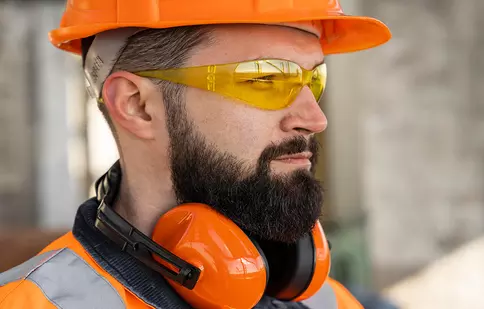 Echipamente protectia muncii: Tot ce trebuie să știi pentru siguranța și confortul tău