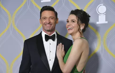 Hugh Jackman, prima apariție publică împreună cu iubita lui, Sutton Foster. În ce ipostaze au fost surprinși