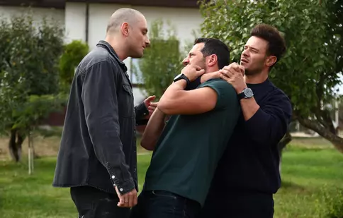 „Iubire cu parfum de lavandă”, episoadele din 17 ianuarie 2025. Ștefan înnebunește de furie când află că Albert și Vali au răpit-o pe Alma