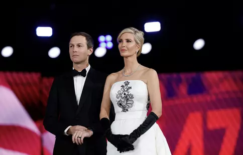 Ivanka Trump, o apariție elegantă în stilul lui Audrey Hepburn. A purtat o rochie celebră la balul inaugural al lui Donald Trump