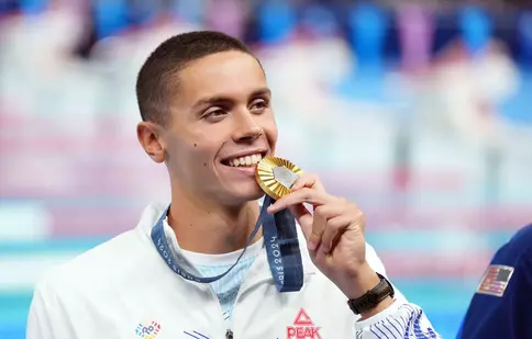 David Popovici, întâlnire memorabilă cu Sebastian Stan. Cum s-au fotografiat împreună. „Poate prind şi eu un rol în următorul film Marvel”
