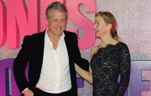 Renee Zellweger, reuniune plină de emoție cu Hugh Grant, la Paris. Cum arată actrița la 24 de ani de la primul film Bridget Jones