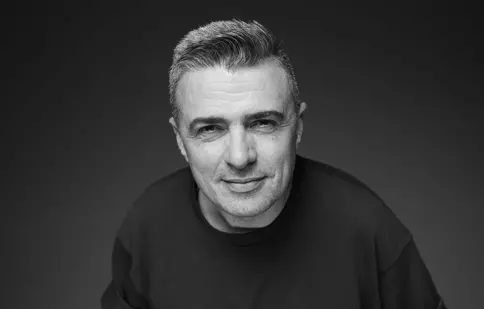 Cornel Ilie este un tată de nota 10. Imagini adorabile cu cei doi copii ai artistului: „Ei sunt bucuria mea supremă”