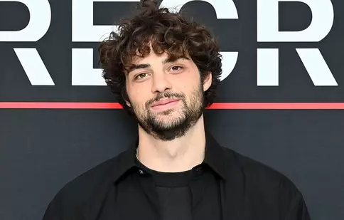 Serialul „Recrutul: Șantaj” are un al doilea sezon la Netflix. Noah Centineo revine în rolul care l-a consacrat