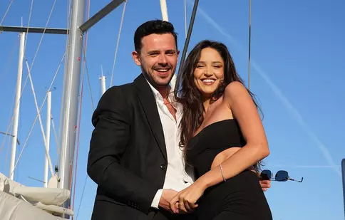 Oana Zara și Bogdan Medvedi s-au mutat în casă nouă. Imaginile publicate de actrița din „Lia – Soția soțului meu”