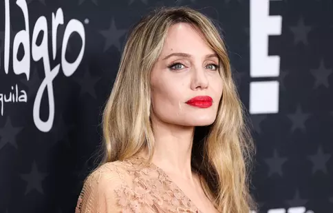 Copiii Angelinei Jolie, îngrjiorați de cât de slabă e acum actrița. Ce spun medicii despre starea ei