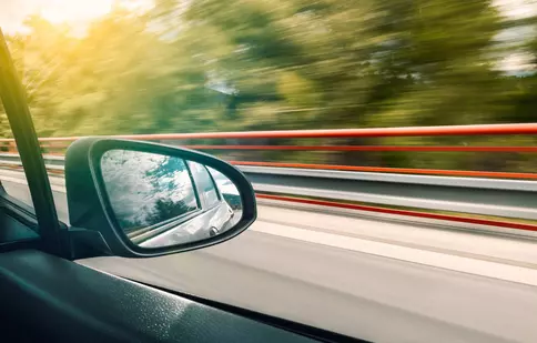 Ghid pentru inlocuirea oglinzilor, farurilor si stopurilor Opel