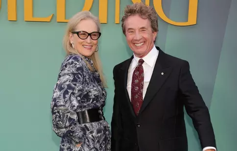 Meryl Streep și Martin Short formează un cuplu.  Povestea de dragoste secretă a celor doi actori din „Crime în imobil”
