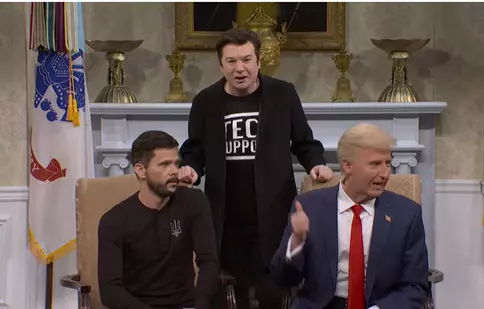 Saturday Night Live stârnește controverse cu parodia întâlnirii Trump-Zelenski: Mike Myers ca Elon Musk face furori online