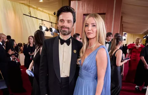 Cum a sărbătorit Sebastian Stan după decernarea Premiilor Oscar. Cine l-a însoțit la petrecerea Vanity Fair