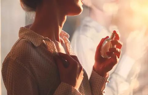 Cum să alegem un parfum de damă potrivit personalității fiecărei femei