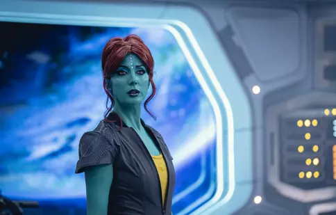 A fost lansat trailerul noului sezon „Black Mirror” de pe Netflix . Cine sunt protagoniștii celor șase episoade