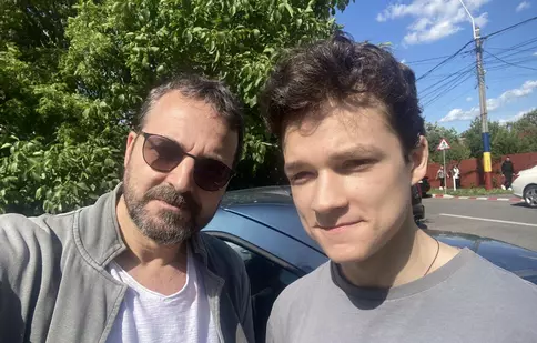 Andrei Aradits, mesaj emoționant de ziua fiului său. Cum arată Eric la 20 de ani: „Mă uit la el și descopăr un om frumos”