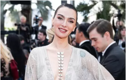 Birce Akalay, Hande Erçel și Özge Özacar vor reprezenta Turcia la Festivalul de Film de la Cannes 2025